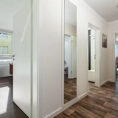 Meeresblick Fewo: Beachfront Balcony With Ahoi Access * Goehren (Ruegen)