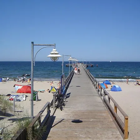 Meeresblick Fewo: Beachfront Balcony With Ahoi Access